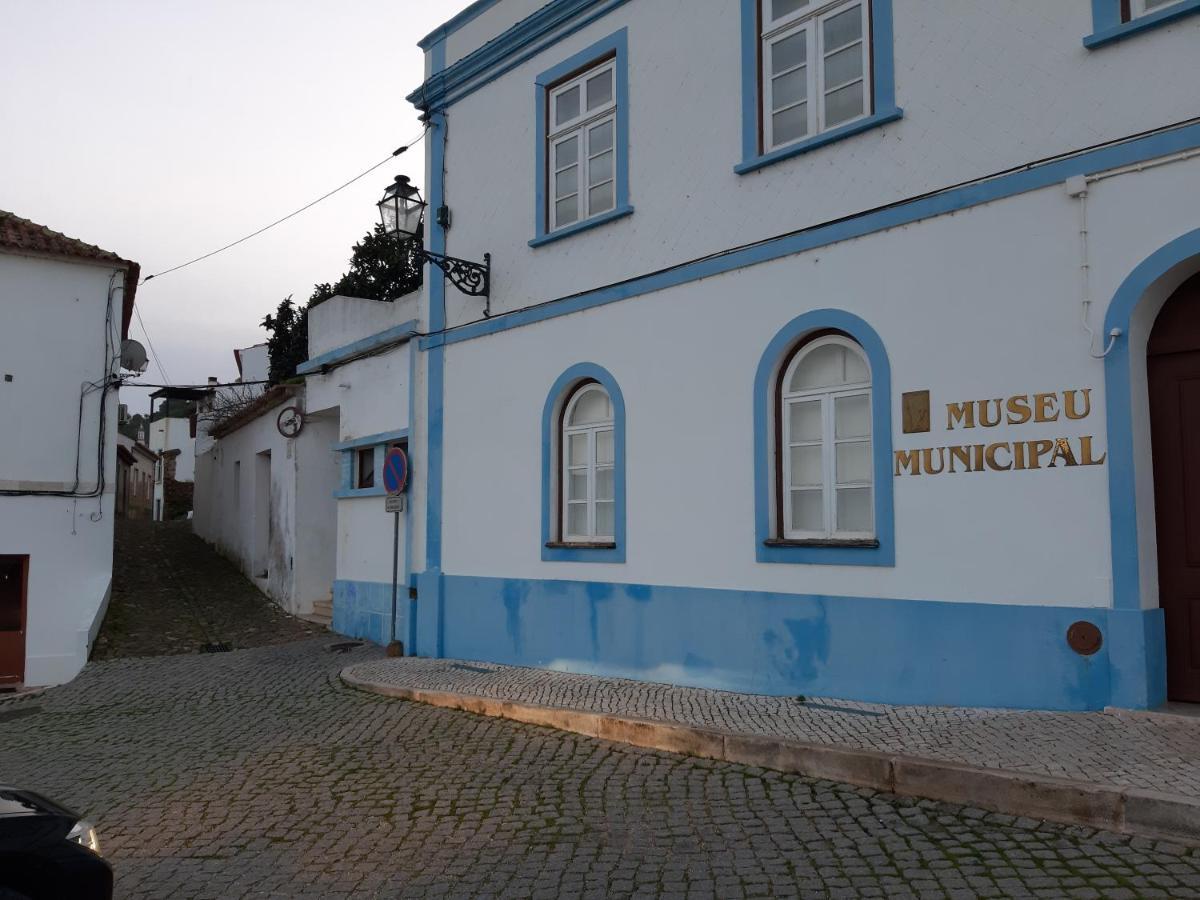 Вилла Casa Barbara - No Centro Historico De Алжезур Экстерьер фото